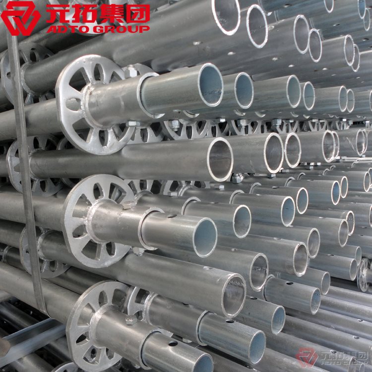 盤扣式腳手架的使用越來(lái)越頻繁，越來(lái)越多的人關(guān)注盤扣式腳手架，今天中國(guó)腳手架銷售冠軍-元拓集團(tuán)告訴您盤扣式腳手架有哪些特征?</